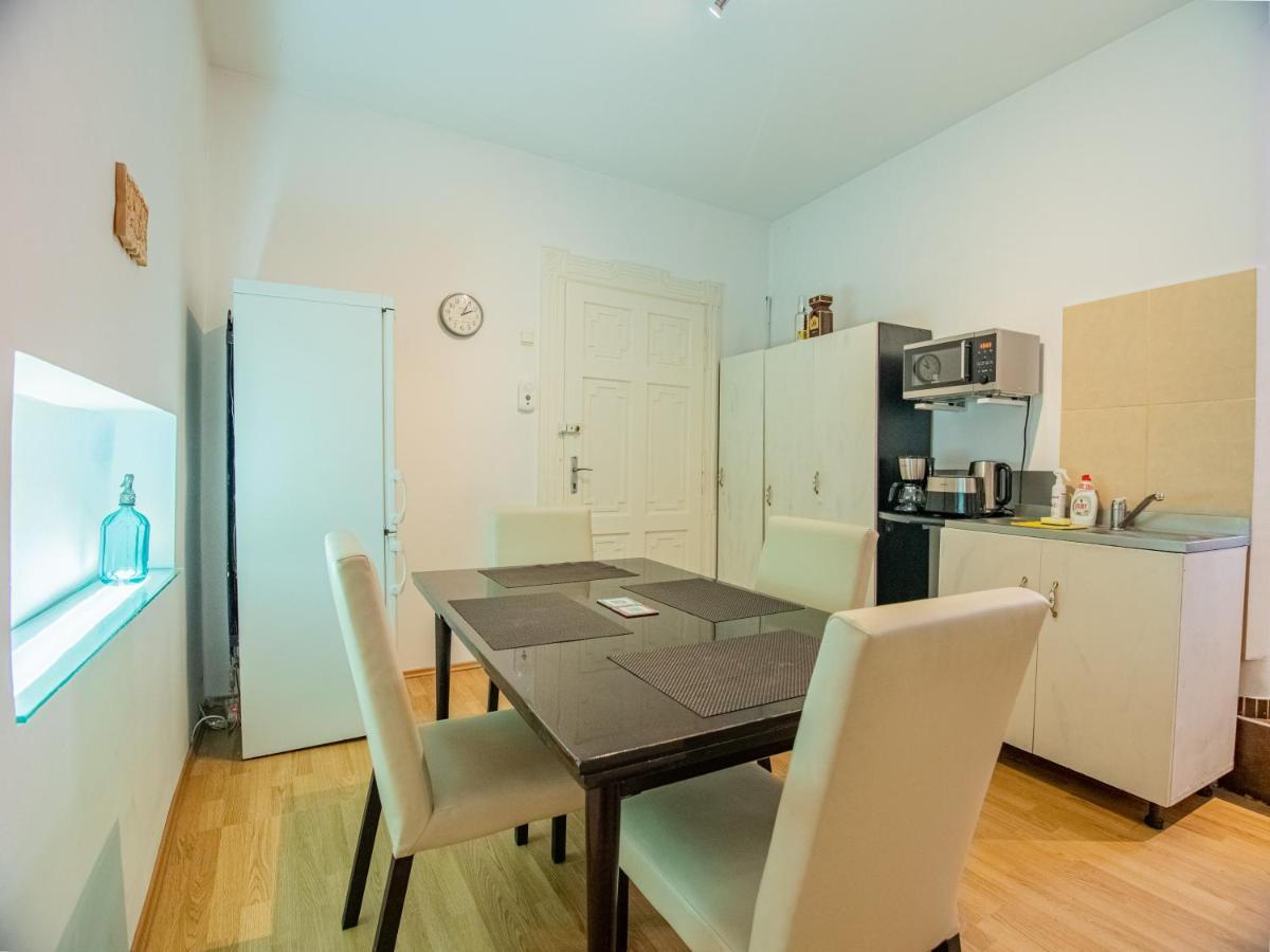 Fresh Air Apartment Брашов Екстер'єр фото
